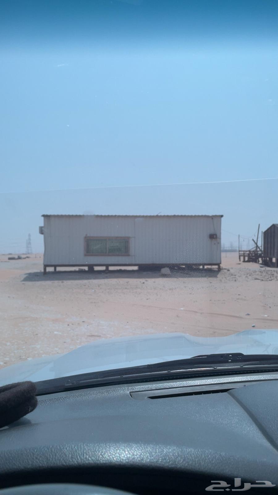 Neat and clean64555390142723114