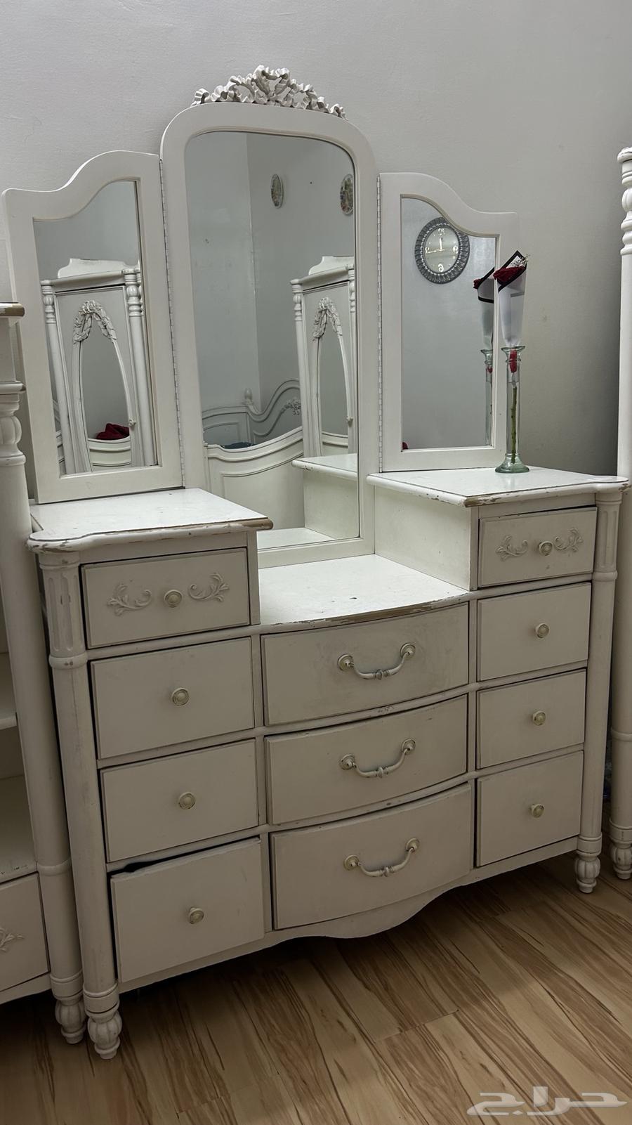 غرفه نوم مستعمله للبيع خشب مستورد من الولايات المتحدة64560698470530110