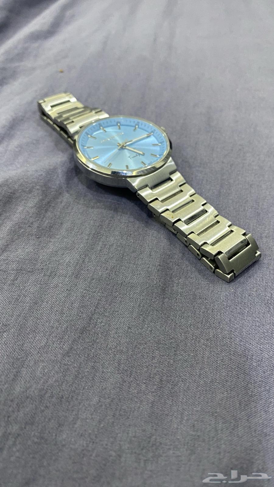 ساعه رجاله نظيفه مافيه خدش واحد على السوم64559534231555112