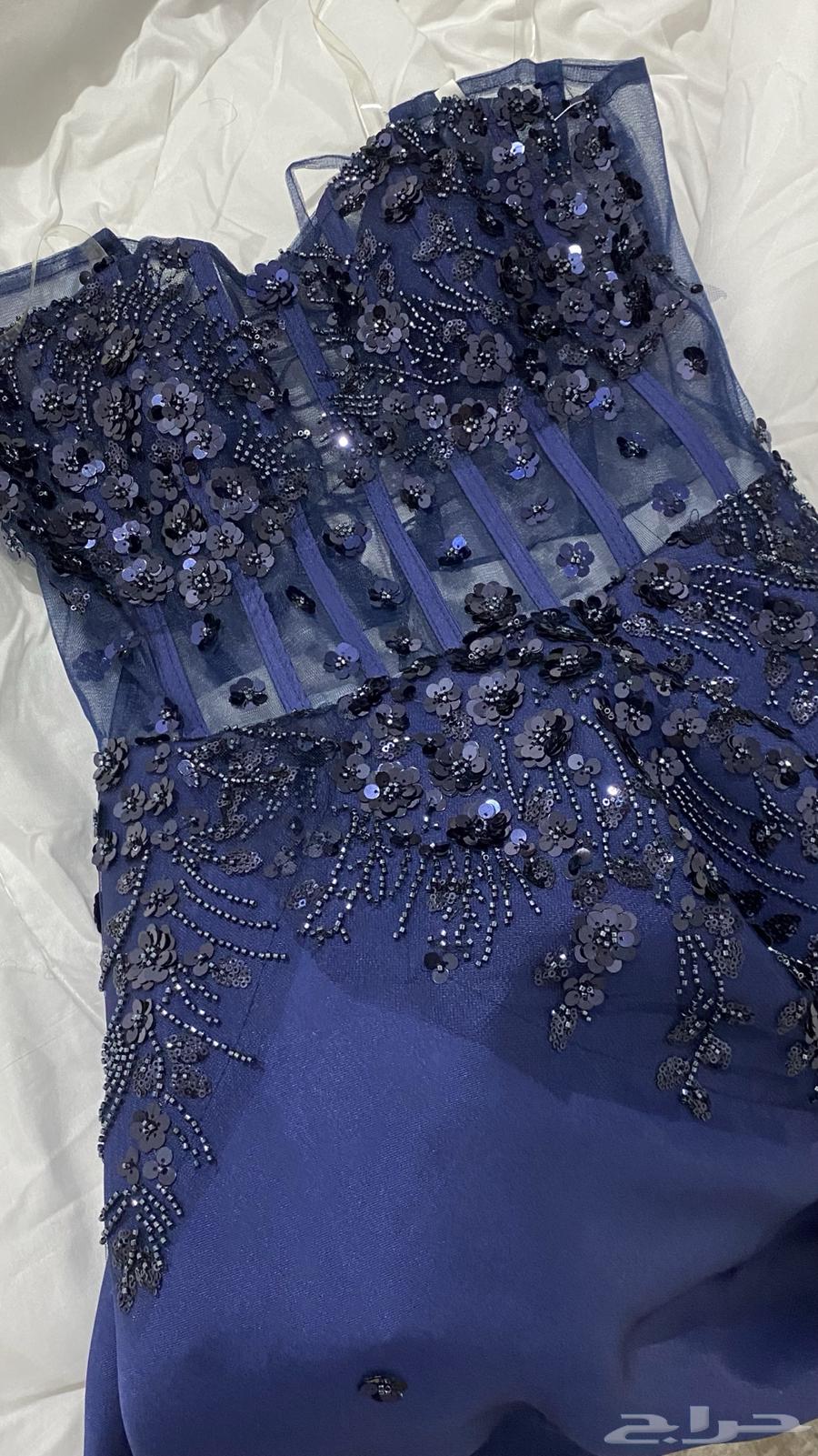 مب ملبوس ولا مره بس قسته على مقاسي وغيرت رايي فيه (s)64562614863234110