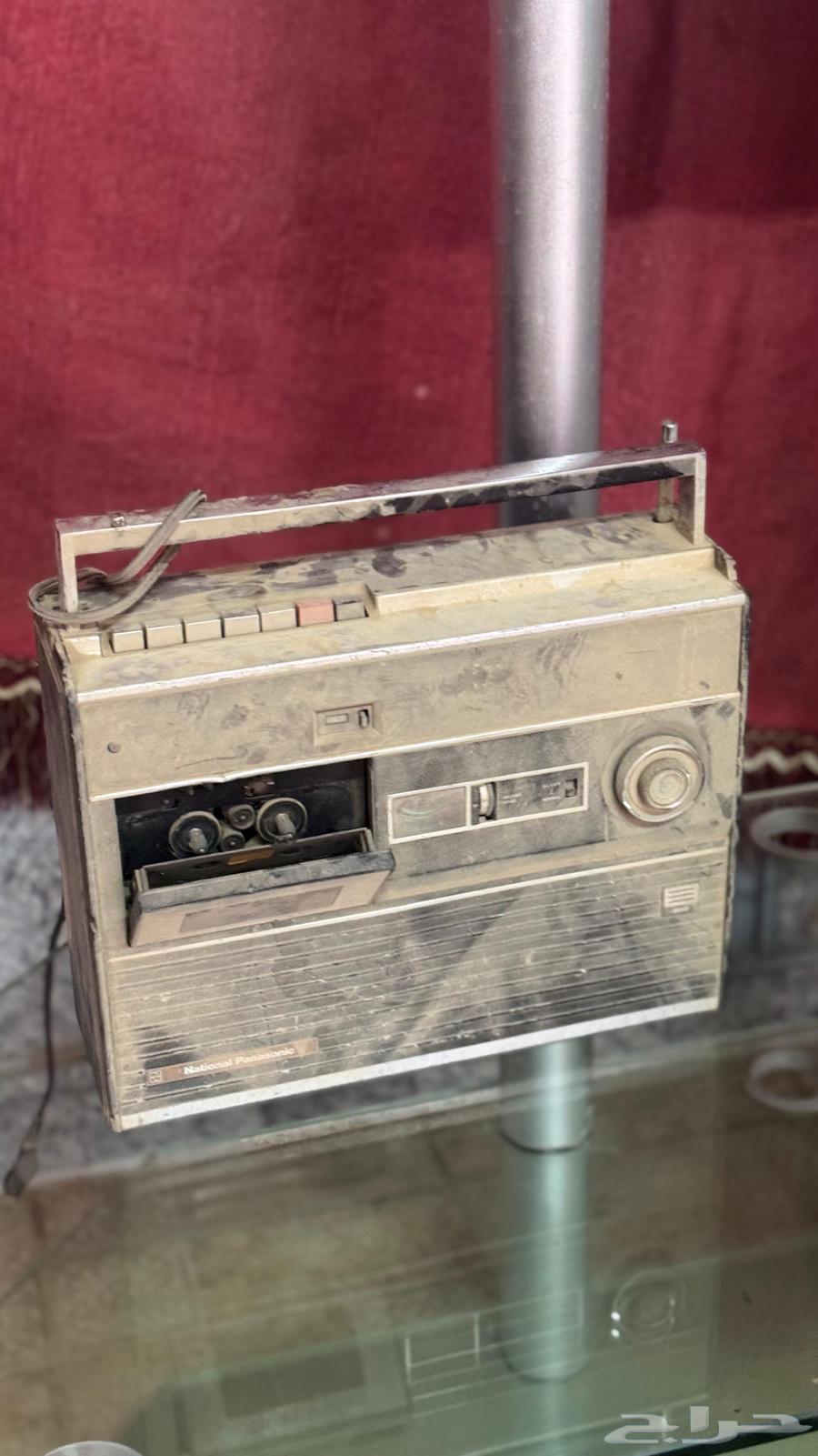 Heritage pots and TV table64556959009025111