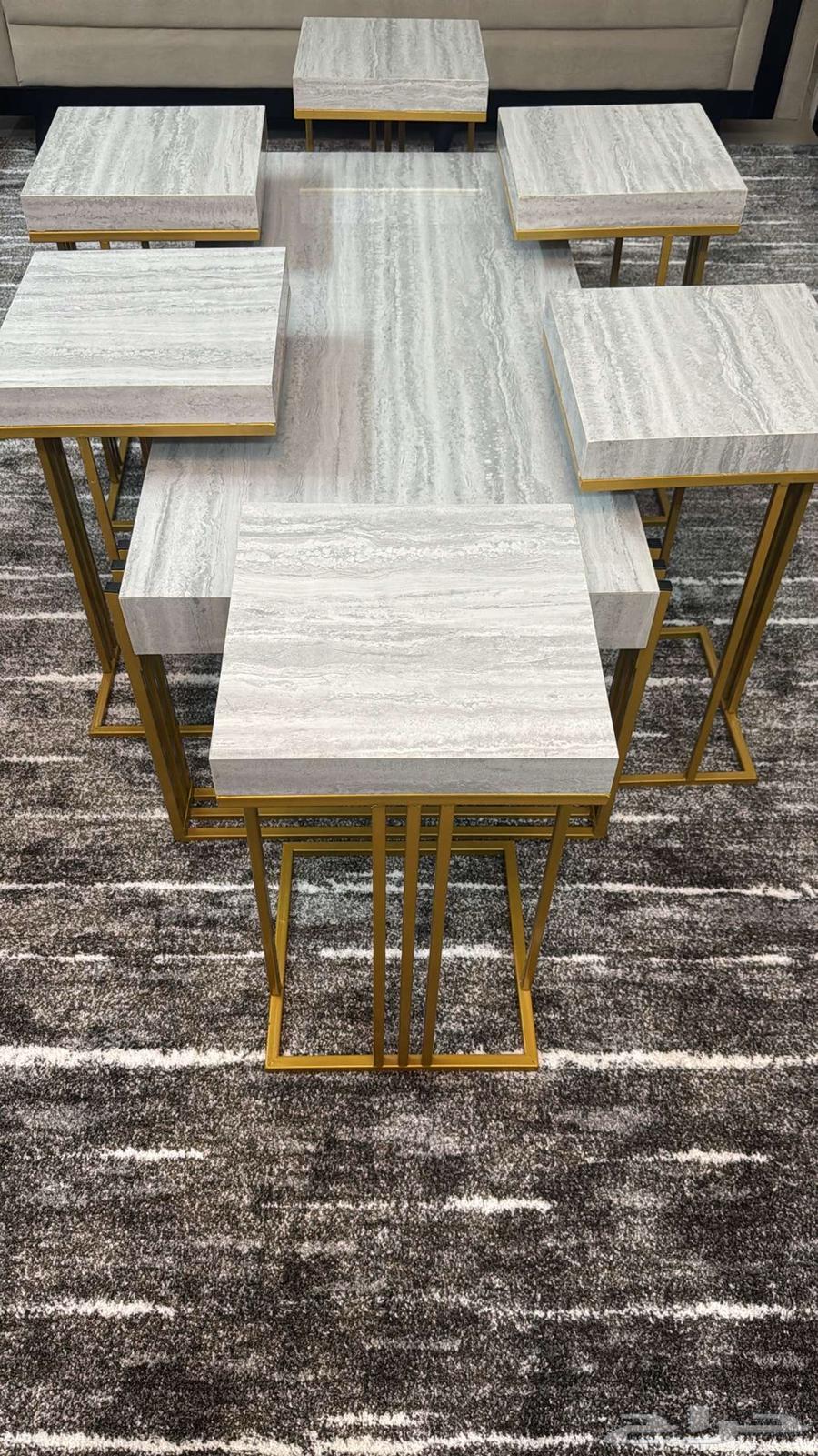 طاولات جديده للبيع استخدام شهرين فقط64554188873217111