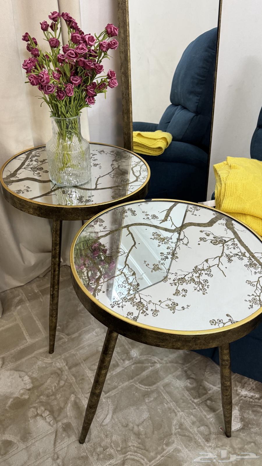 طاولتين ومرايا طقم وكنب هزاز64553893288577114