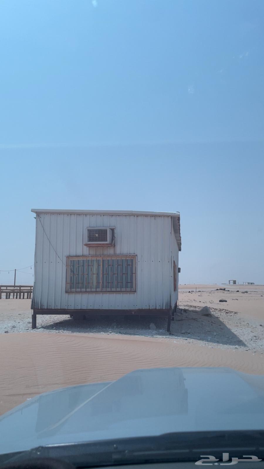 Neat and clean64555390142723113