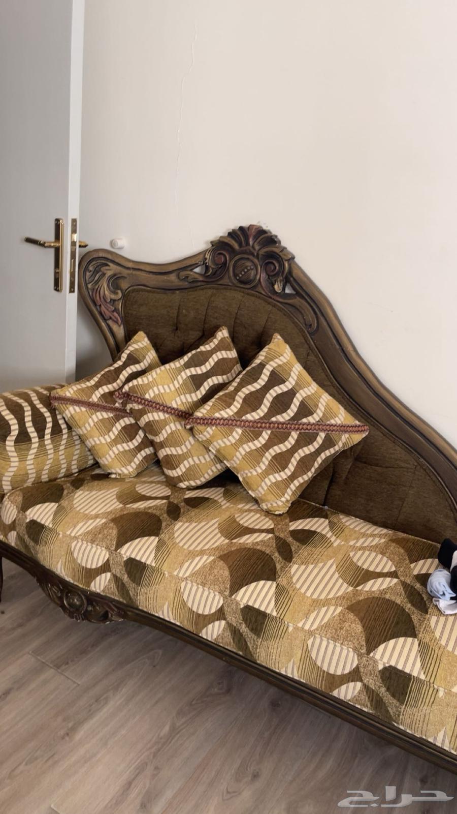 كنب يكفي 12 شخص واكثر بحاله جيده جدا  ب500 ريال64557057912705112