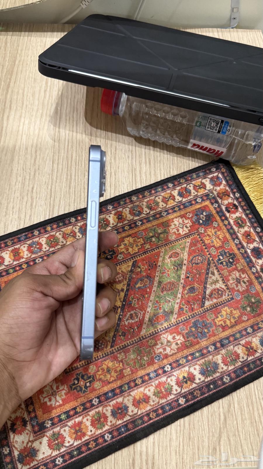 iPhone 1464553468177794114