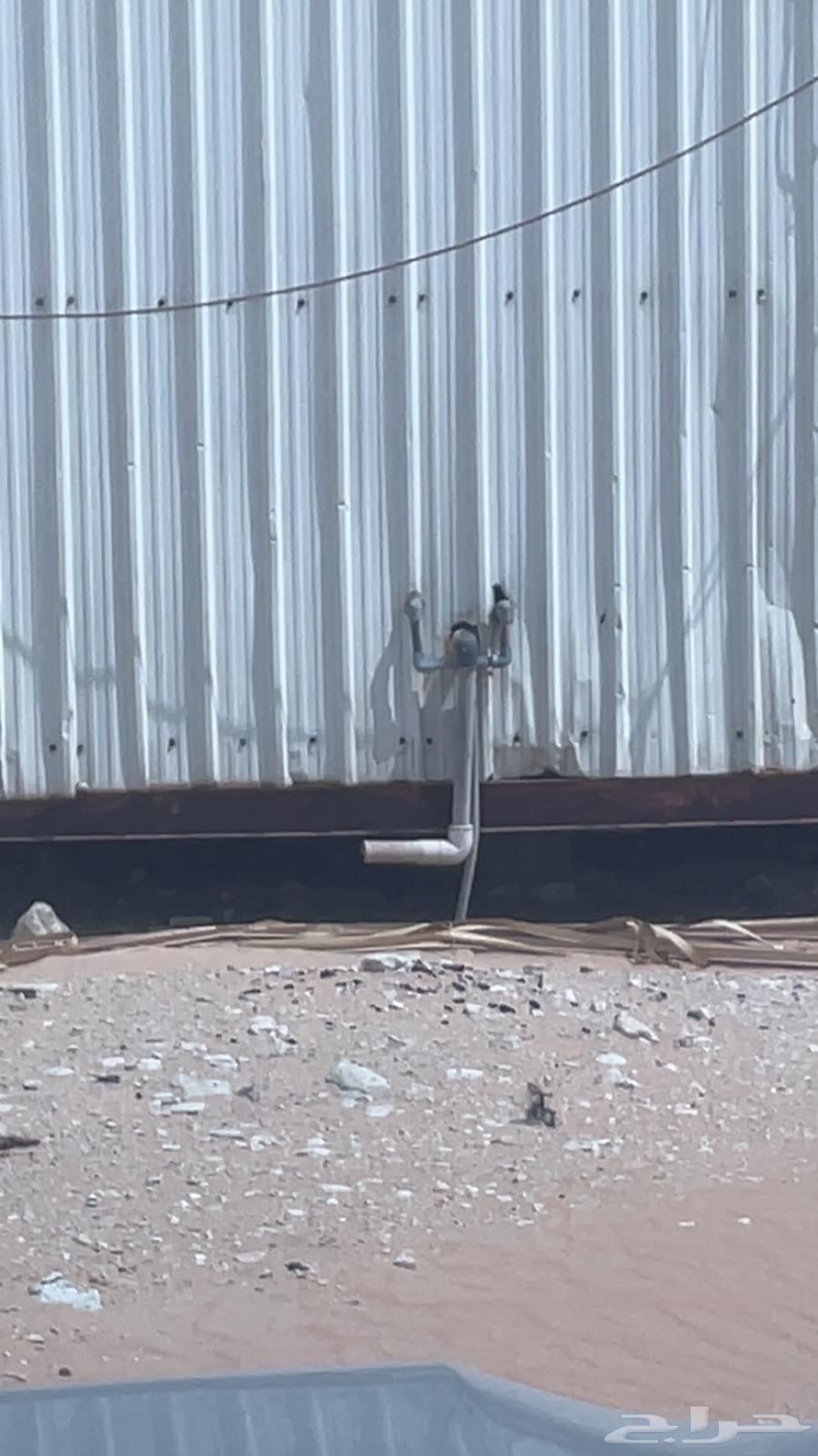 Neat and clean64555390142723112