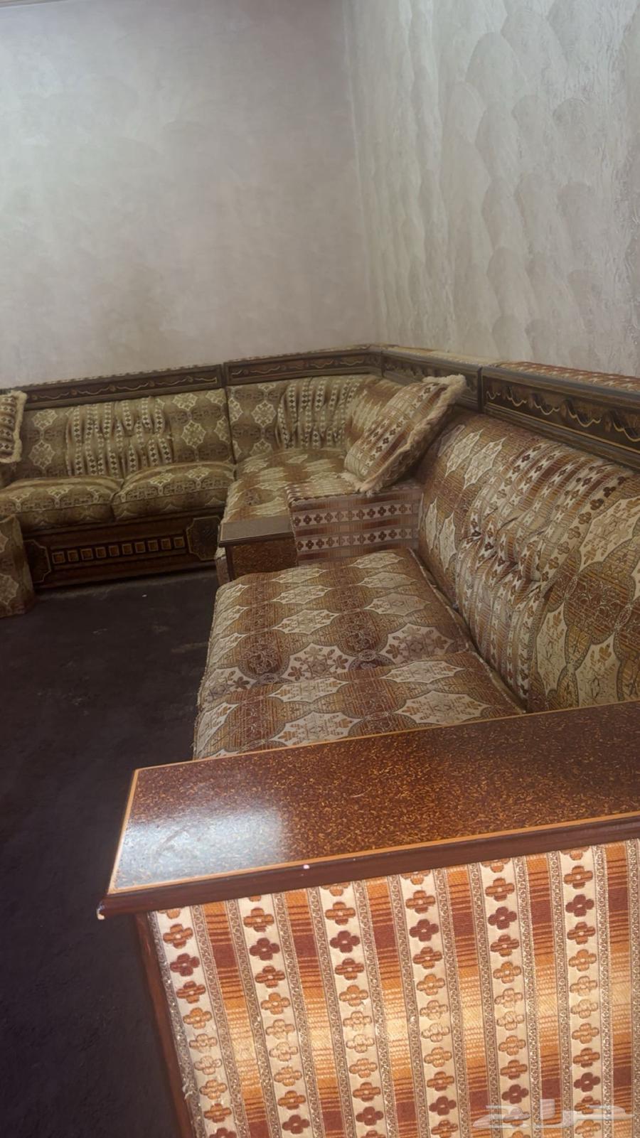 للبيع كنب مجلس 6 464558128397314113