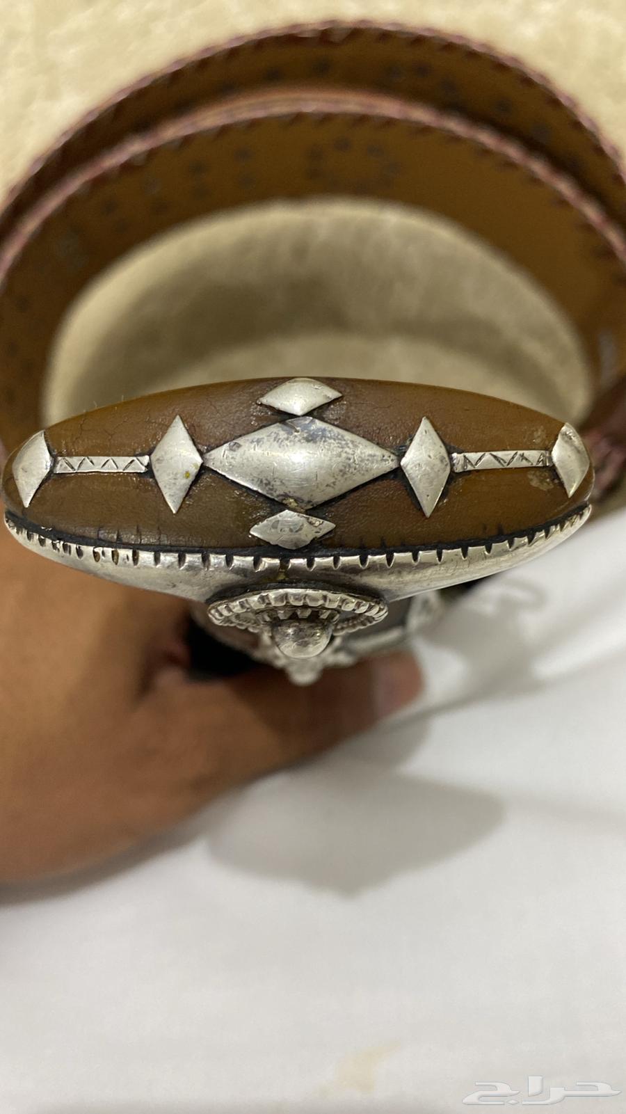 Vintage Giraffe Side Table, Double Drawer, Conditioned64557893185409111