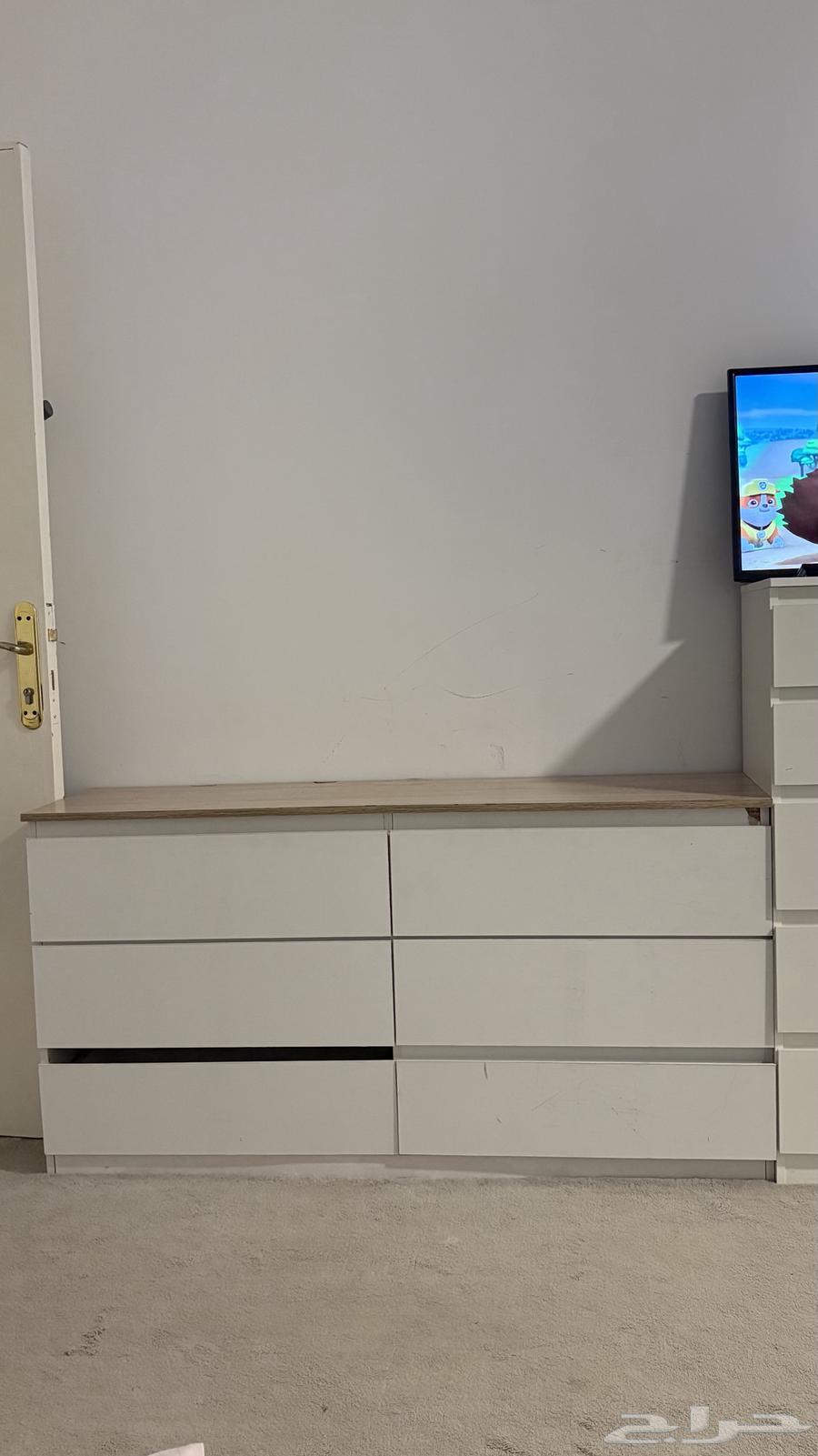 اغراض متنوعه للبيع64561911821186110