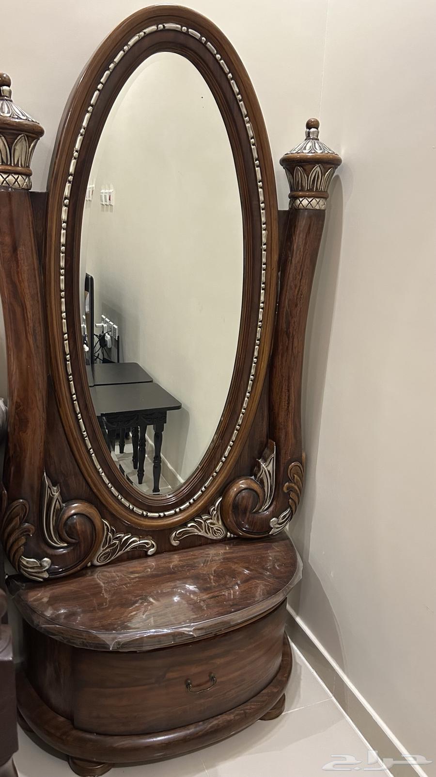 مدخل مرايا طويله نظيف64556070823298112