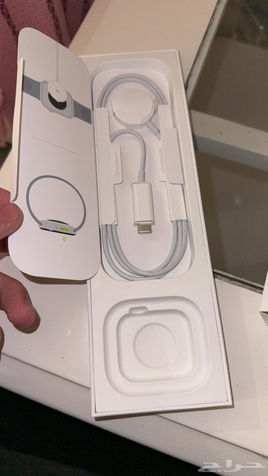 ابل واتش seبطاريه 100 كل شي وكاله مقاس 41mm شاحنها ما انفك64555687284993113