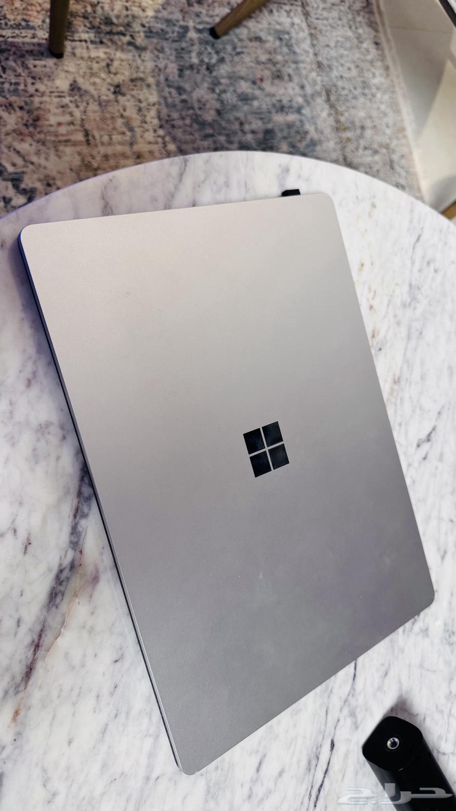 لابتوب مايكروسوفت سيرفس64562361844739111