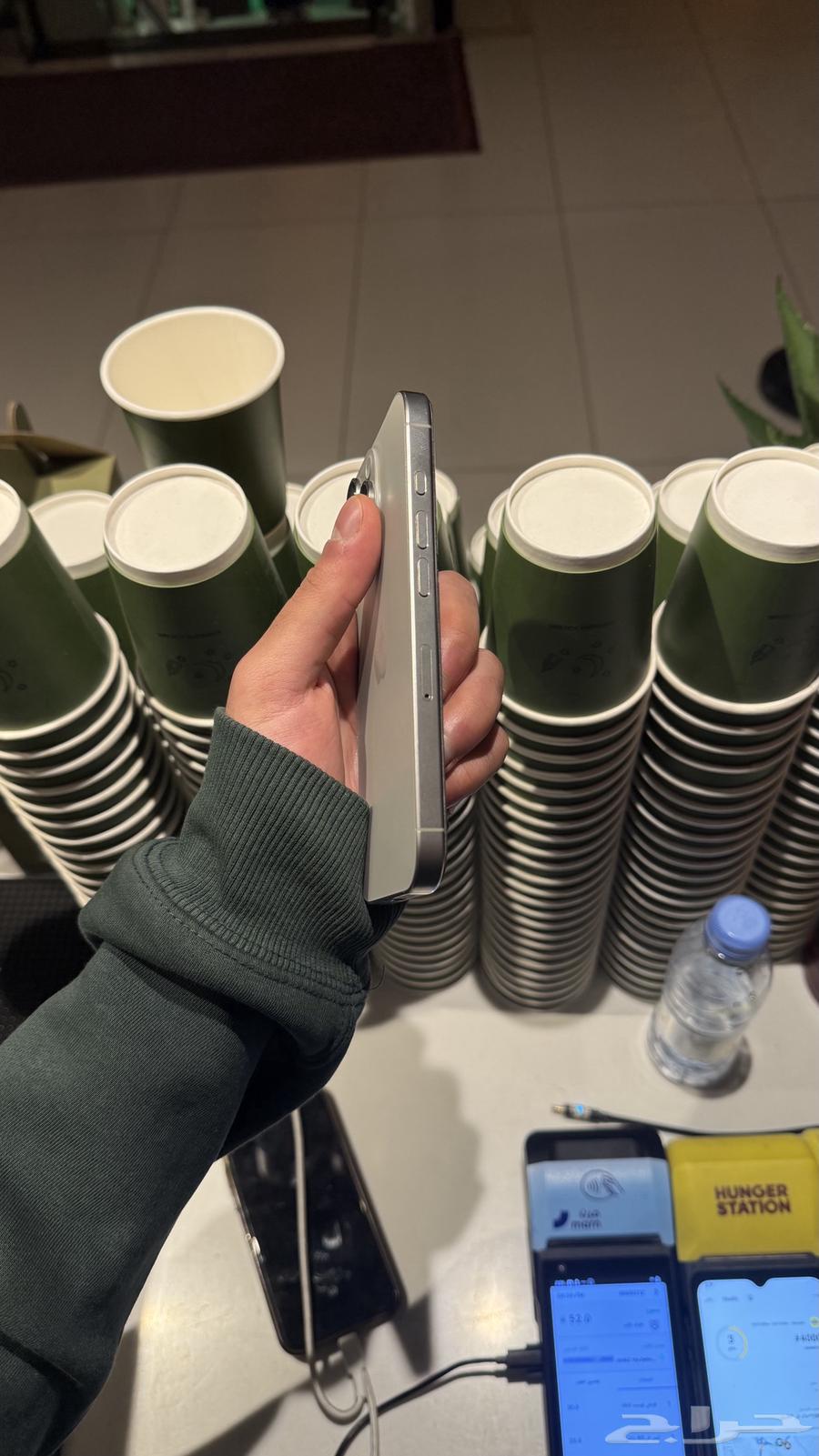 ايفون 16 برو 256 قيقا تيتانيوم ( ضمان ذهبي اكسترا )64561474423041113