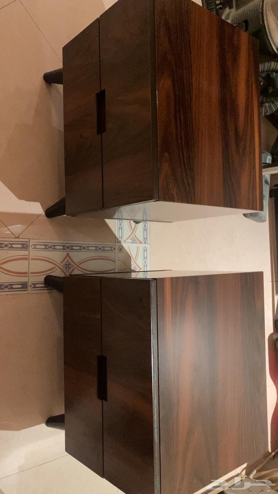 Furniture for sale: 4 wardrobes, table, dressing table, two lamps, curtain, and mirror64544608235393112