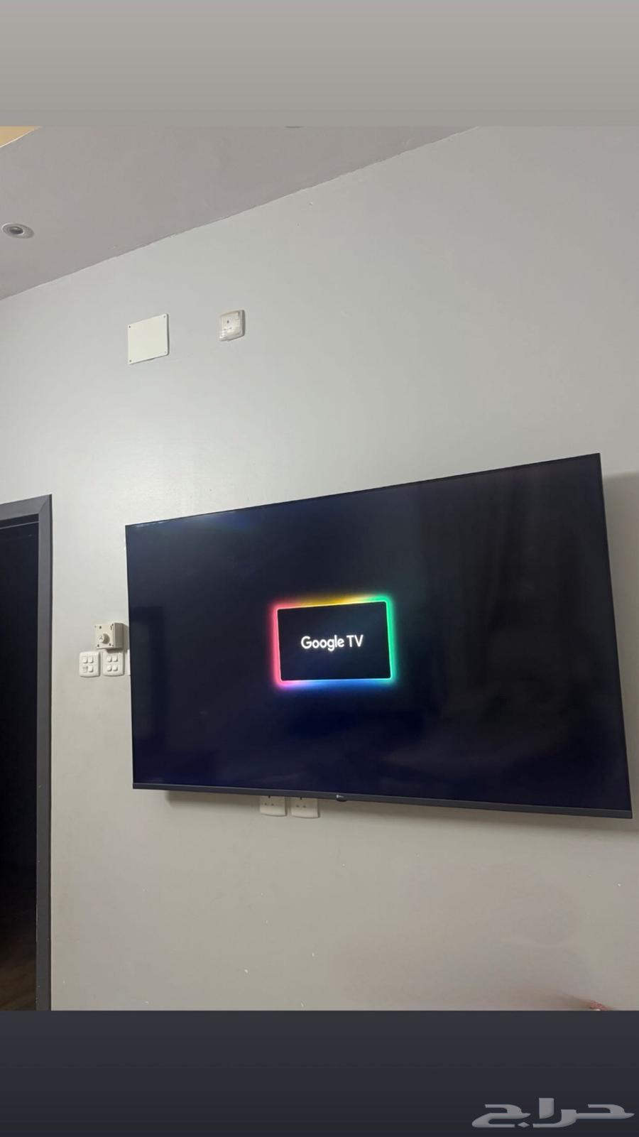 New air conditioner and smart screen with Google TV, owned for two months64517276414337111