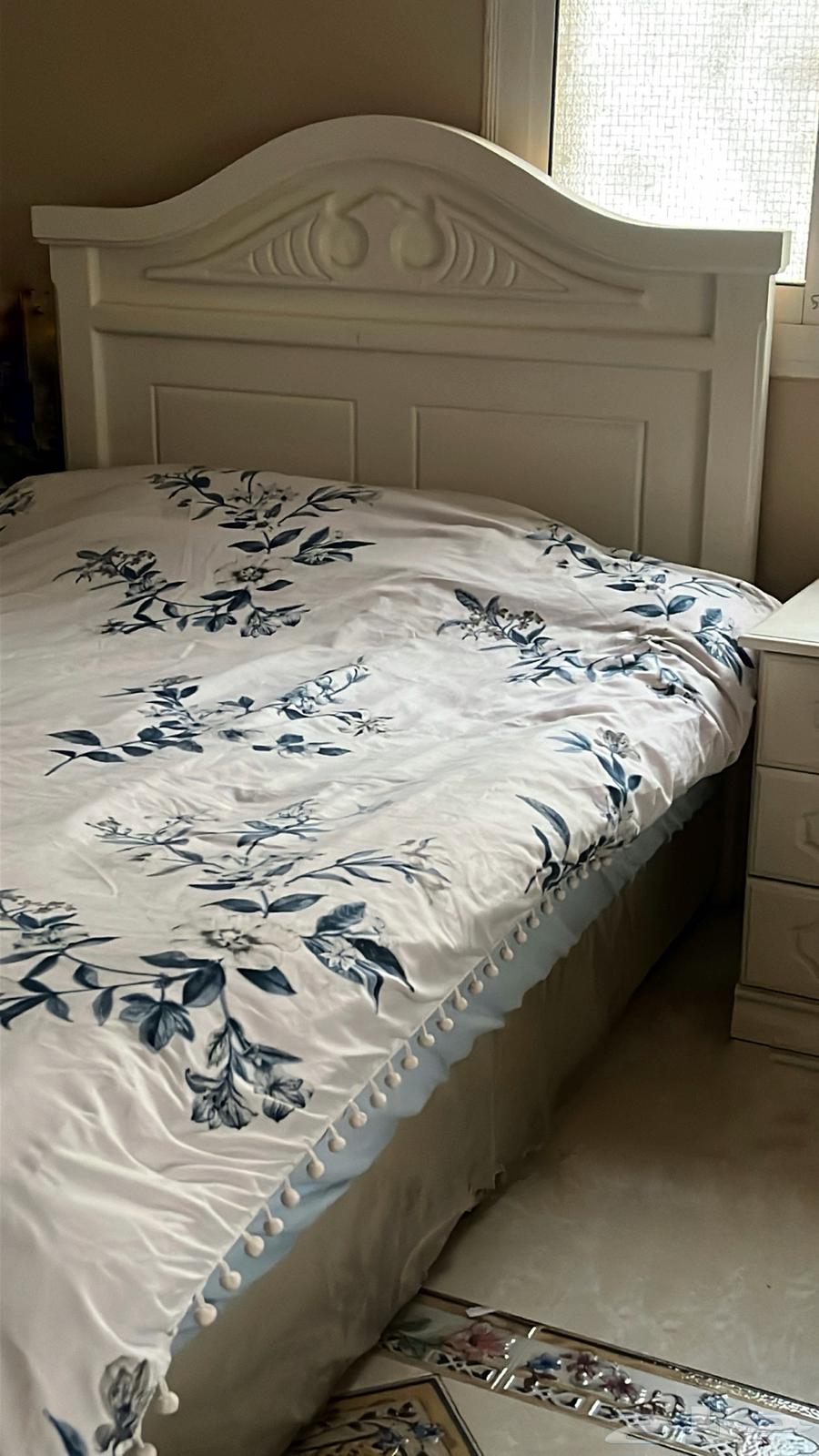 قاعدة سريرين للبيع.64553567440130111