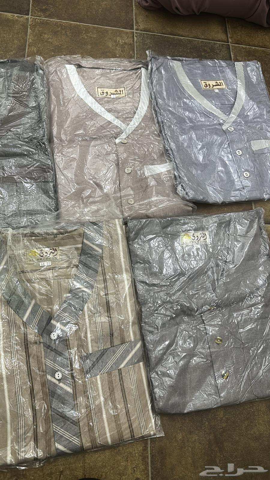 ثياب قمصان رجاليه ب40ريال جديده64555588702337110