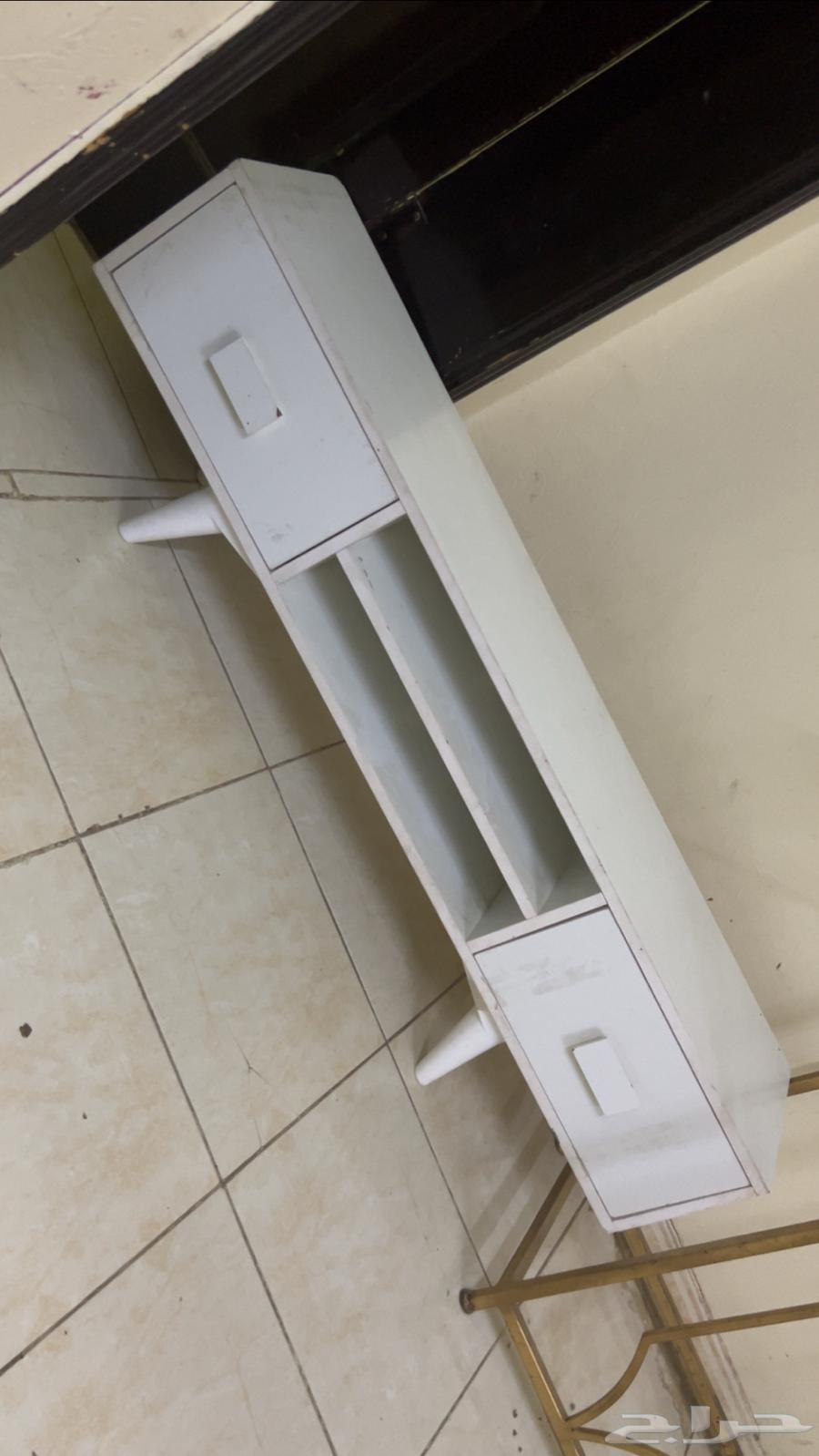 Television table64554914366593110