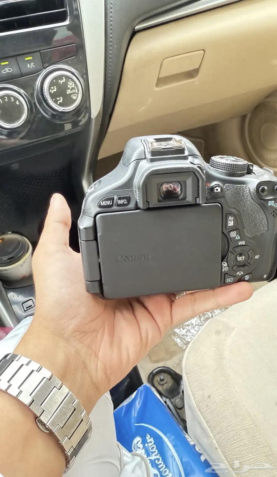كاميرا كانون نضيفه للبيع64555885354499113