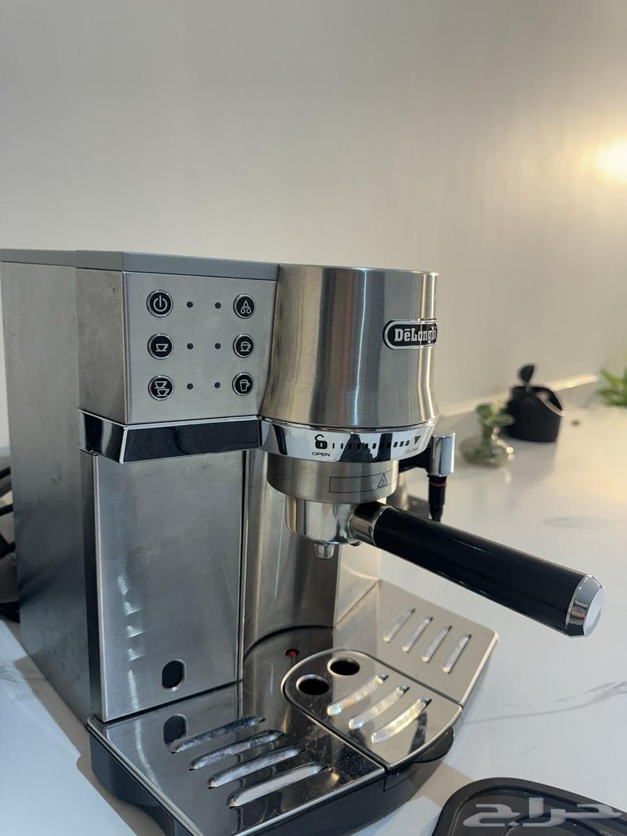 Coffee machine64561277584385112
