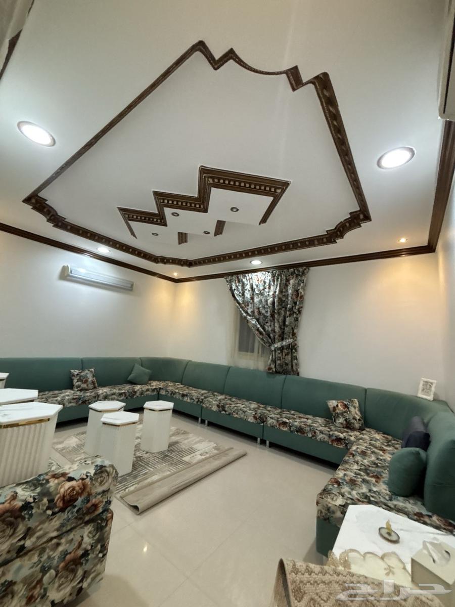 الكنب للبيع نضيف جدا جدا64560487660929111