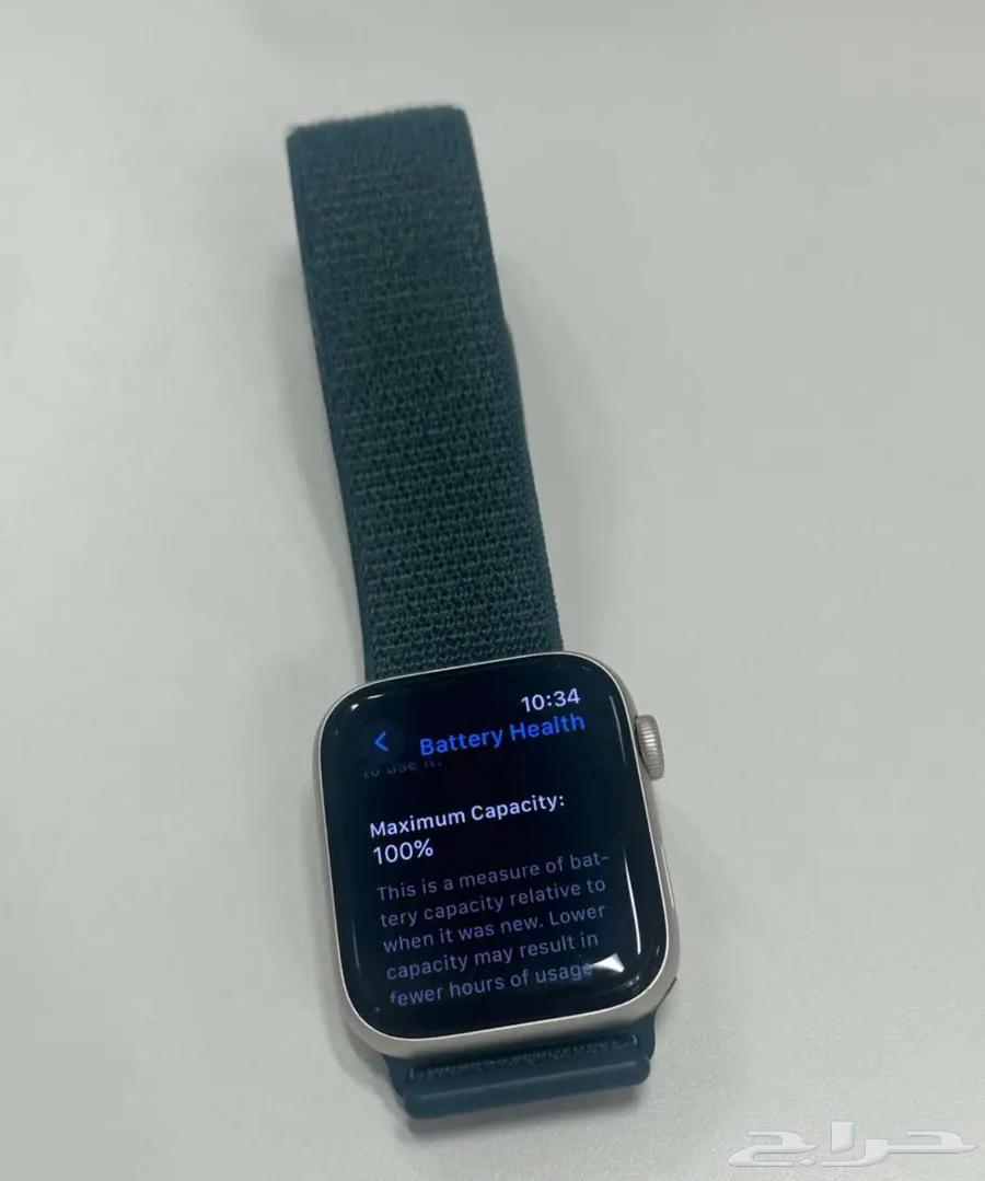 Apple Watch SE 2nd generation in very clean condition64557113247362111