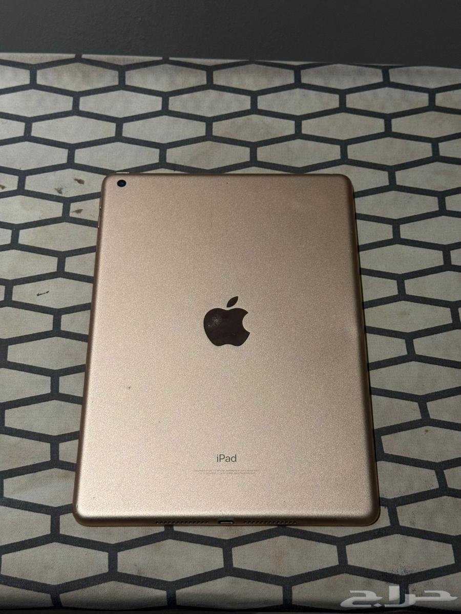 للبيع ايباد الجيل السادس 201864560740050562110