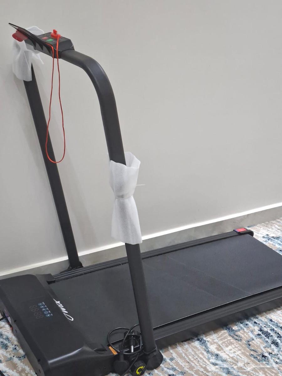 سير رياضي شبه جديد أستخدام أقل من شهر حد 60064556314127617113