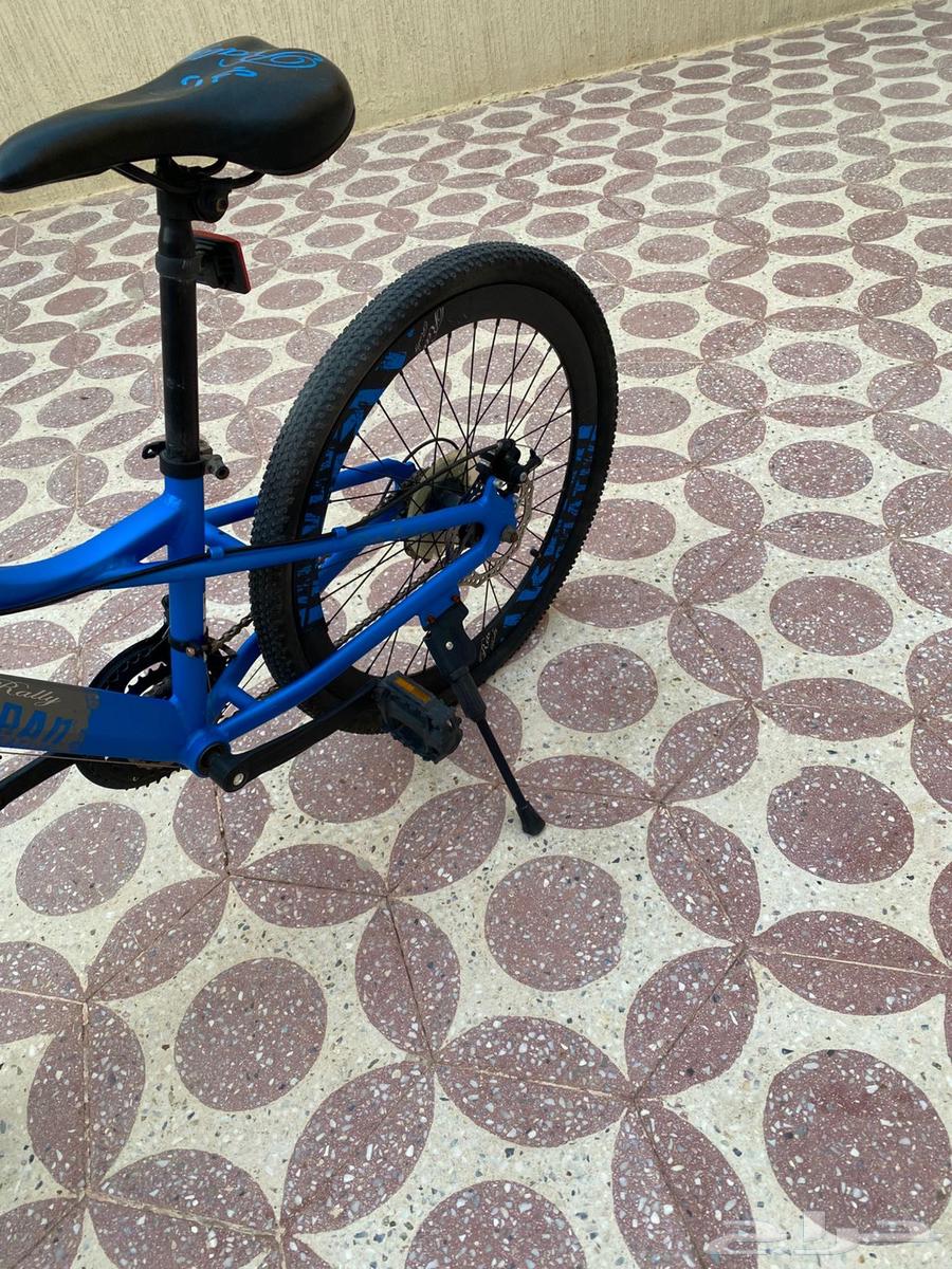 سيكل جبلي للبيع مقاس 24 نظيف جدا  بسبع سرعات64560558495361110