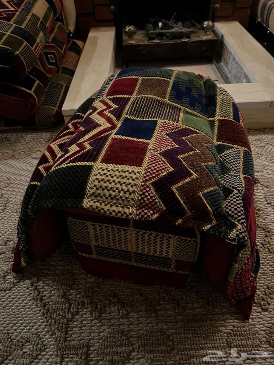 Floor seating session64561967586690112