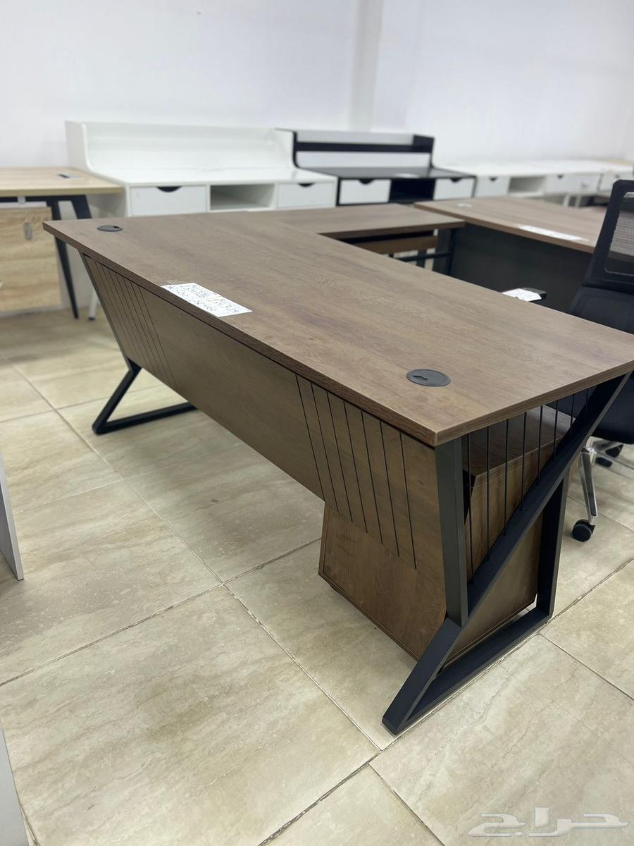 Office Desk64555404337538111