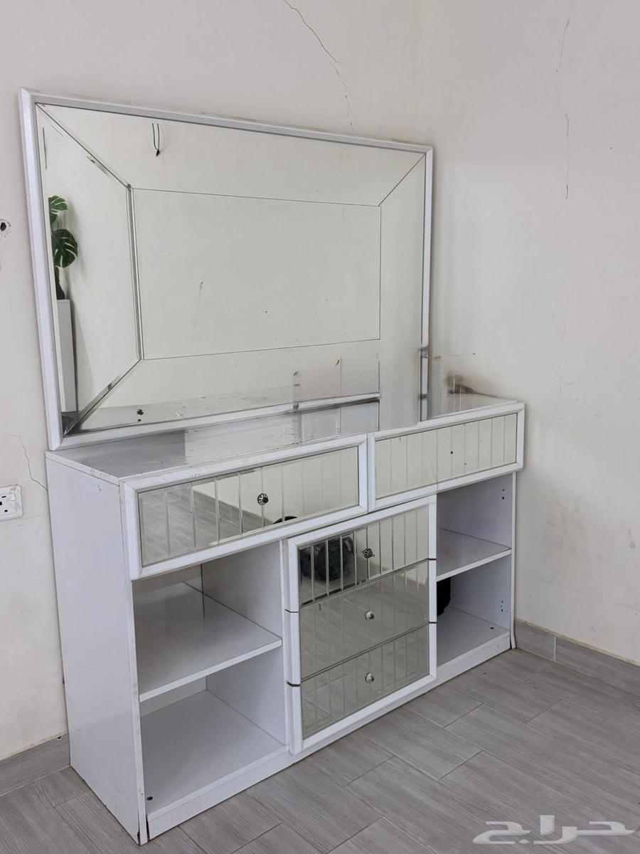 غرفة نوم للبيع64556833371137112