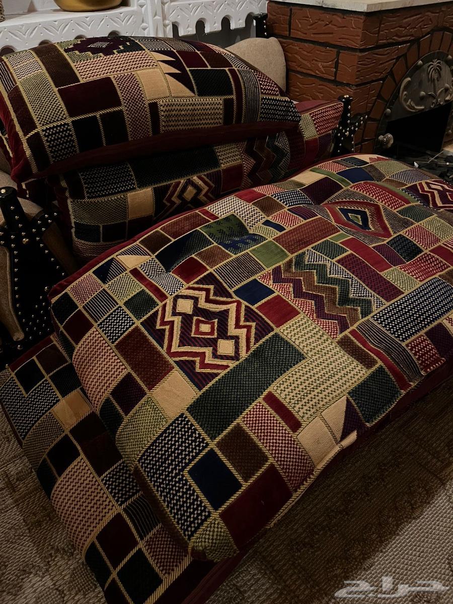 Floor seating session64561967586690111