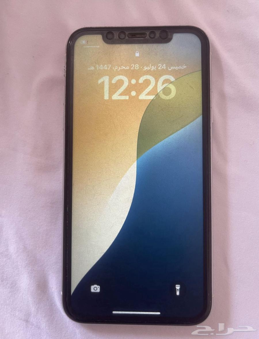 ايفون xr مساحه 64 بطاريه 82 لاصق خلفي ايفون1164553949887490111