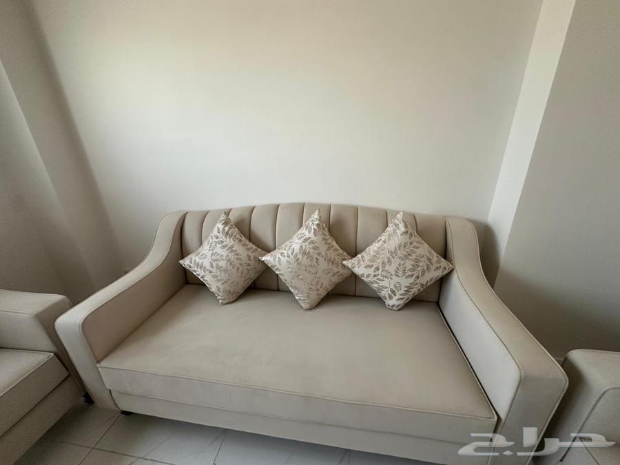 كنب اف وايت64556595861505112