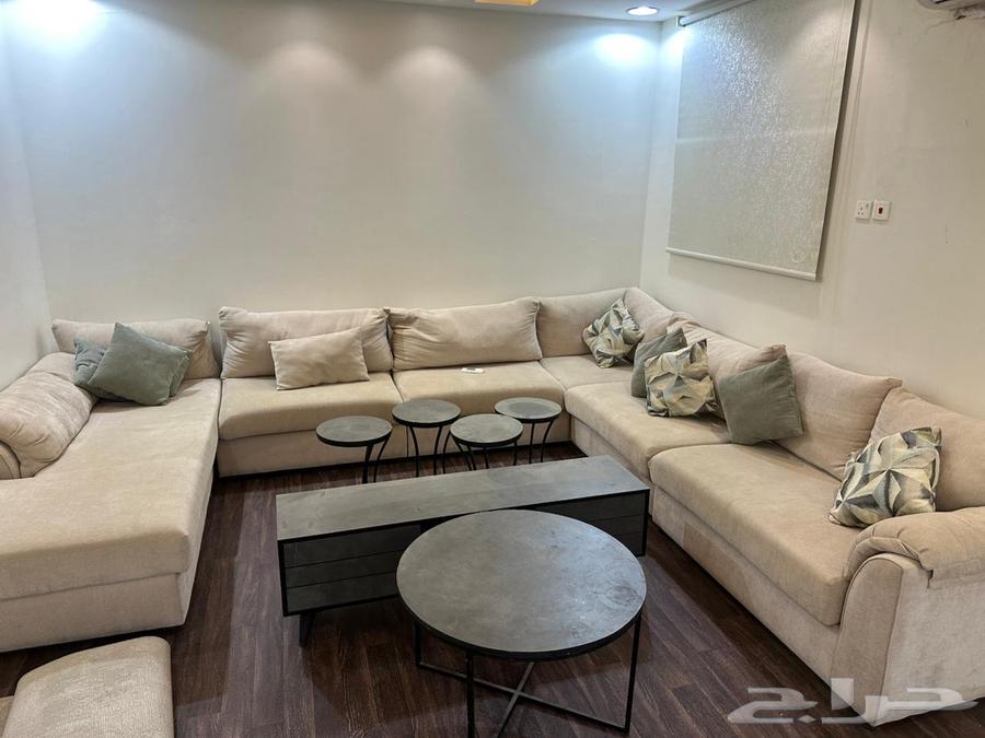 اثاث شقة بالخرج للبيع قابل للتفاوض اسره كنب طاولات64553851355777110