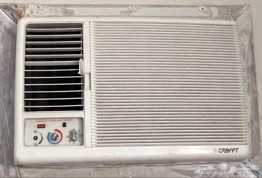24-inch clean window air conditioner in excellent condition with heating and cooling64553524992642110