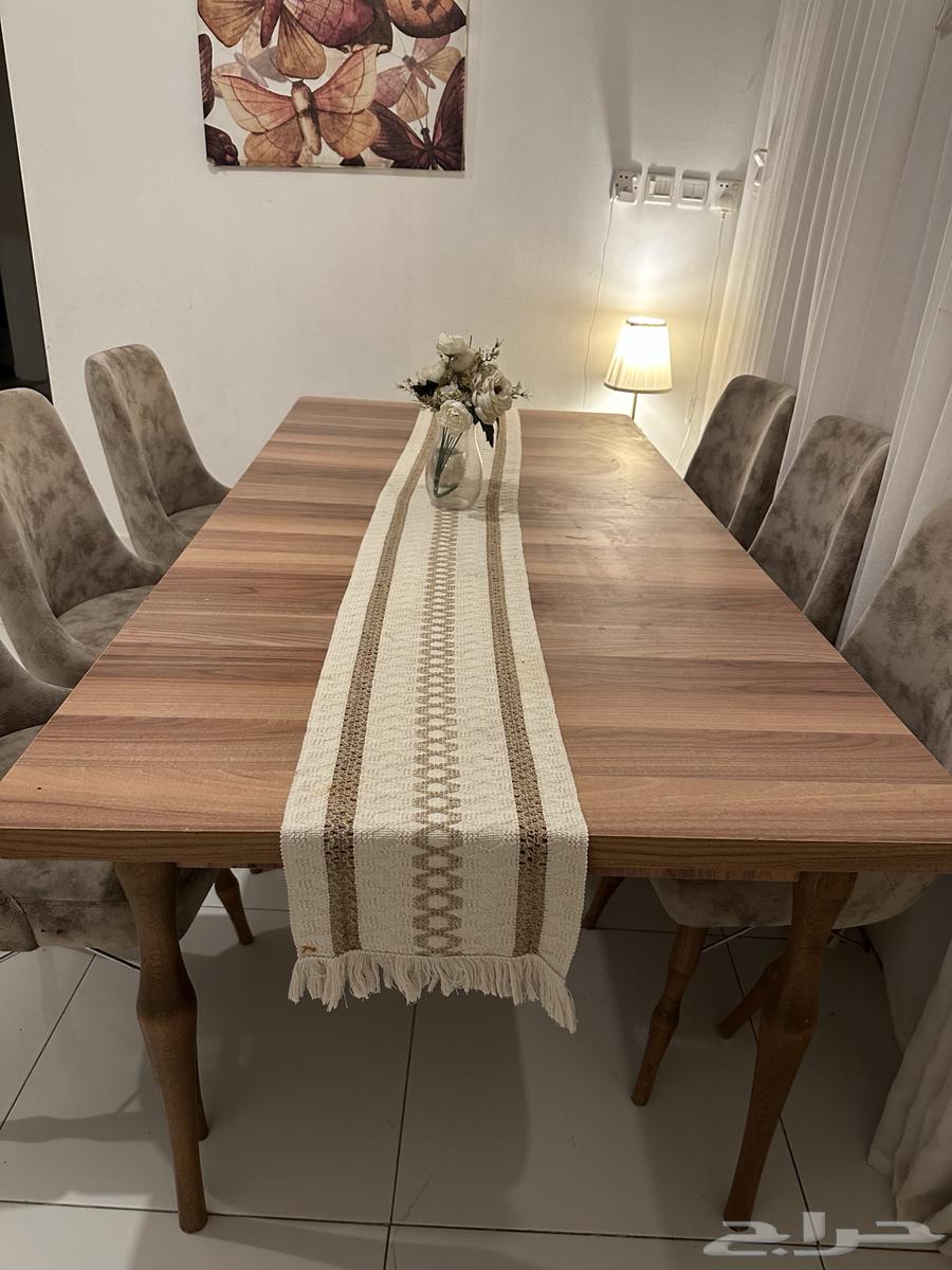 Dining table with eight chairs64554454525315111