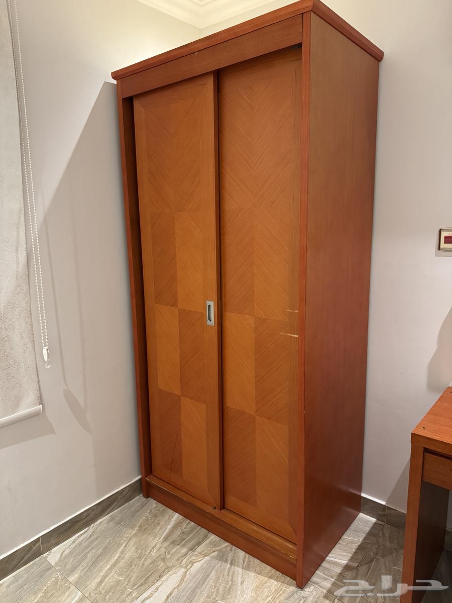 دولاب مستخدم نظيف64555432810883111