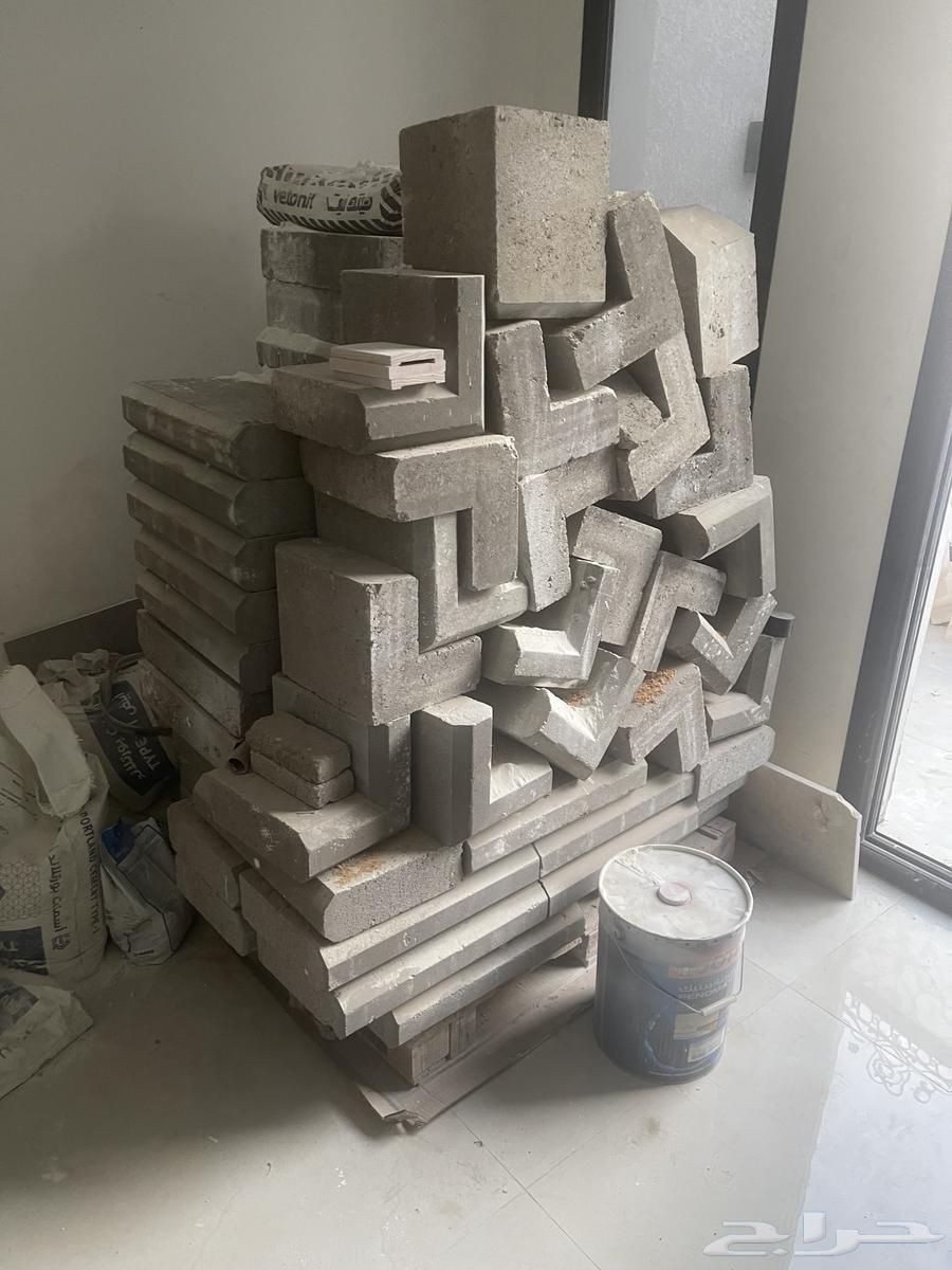 بلدورة حوالي 50 قطعة للبيع ع السوم64560656313217111