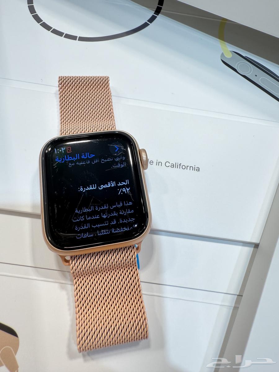 ساعة ابل الجيل ال5 مقاس 40 بطارية 92 مع كرتونها وكامل64562179422338111