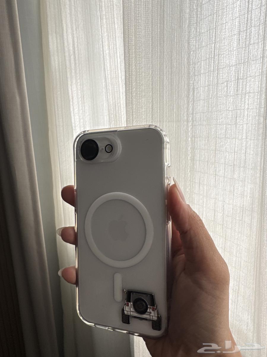 ايفون 16se ابيض 128GB64558225255811114