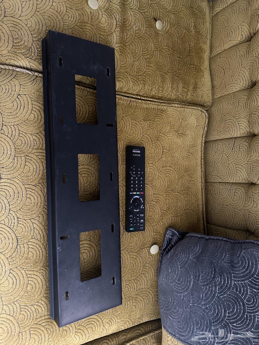 تلفزيون سوني نظيف جدا  بكامل ملحقاته64557558815745111