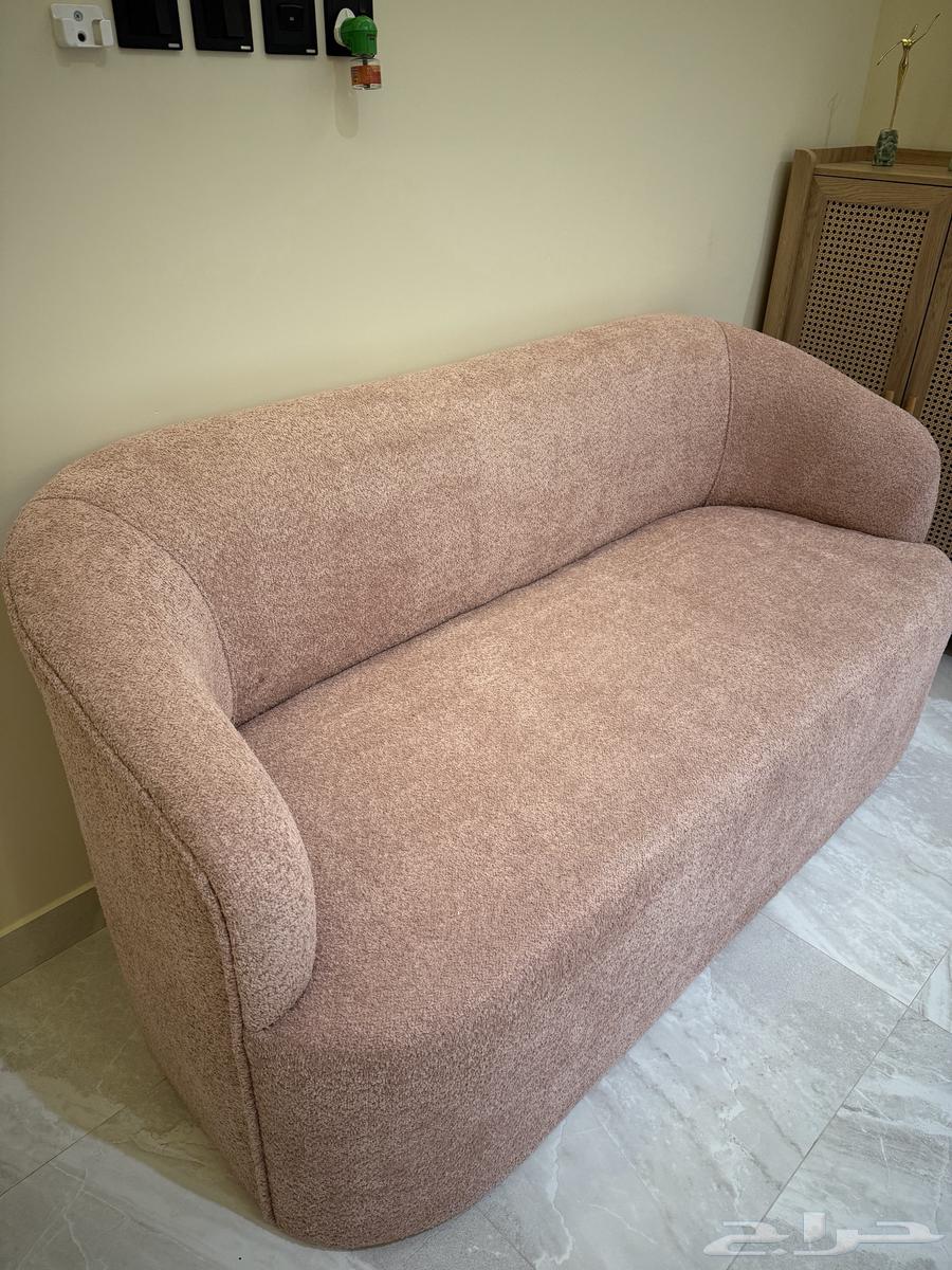 كنبه64553680294786111