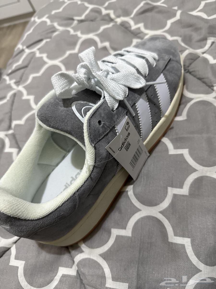 جزمه اديداس اصليه64558489430658110