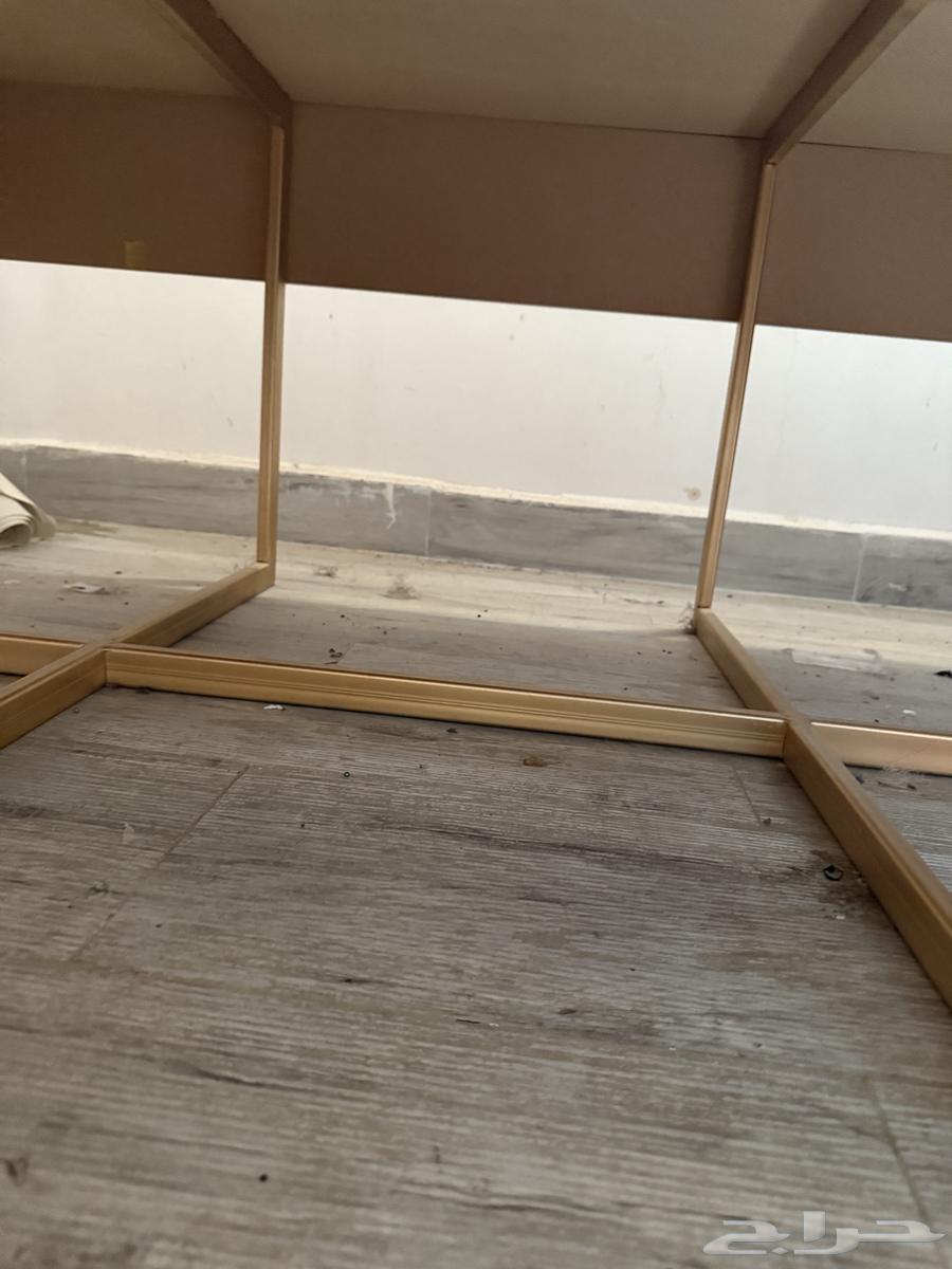 Marble table for sale with four service tables64557671232899113