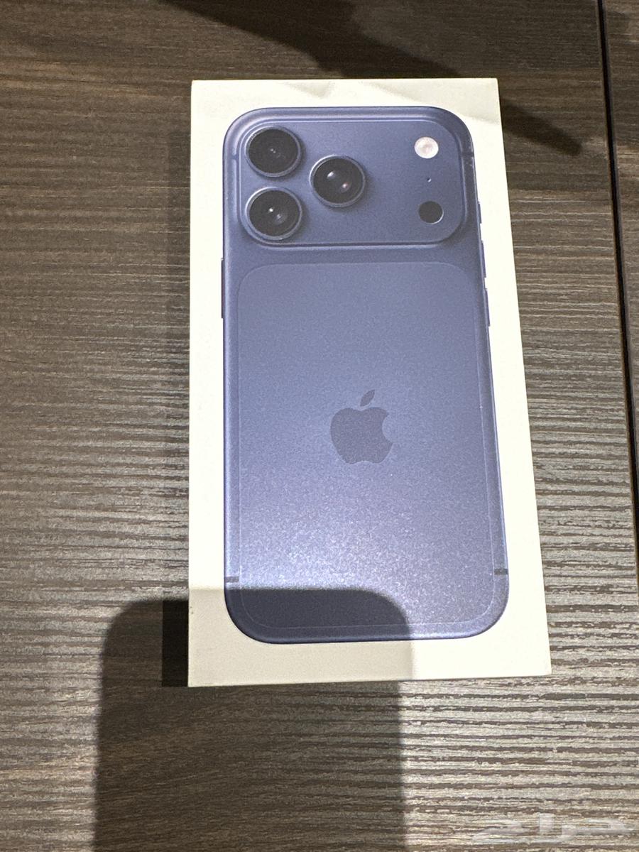 آيفون 17 برو أزرق داكن 256 جيجابايت السعر 5800 ريال سعودي64553426282626110