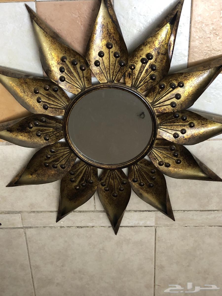 Mirror64559421704579110