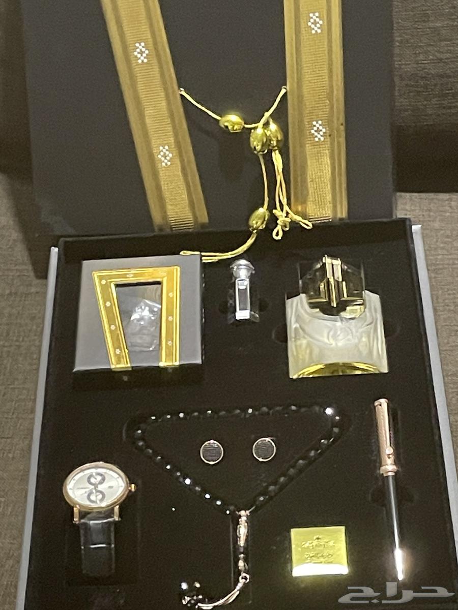 بوكس درع للعطور جديد ماقد استعمل ابدا64561588055297110